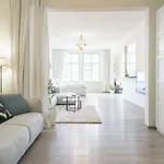 Stylish, Light-filled In The Historic Center شقة