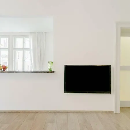 Apartament Stylish, Light-filled In The Historic Center *