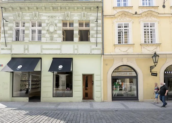 Stylish, Light-filled In The Historic Center * Prague